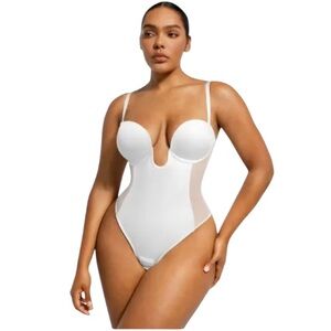 Shapellx NWT bodysuit AirSlim Deep Plunge Low-Back Thong  White XL